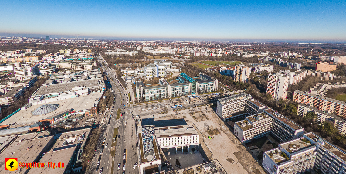 15.02.2023 - Luftbilder Perlach Plaza, Allianz, Wacker, Rentenversicherung, PEP